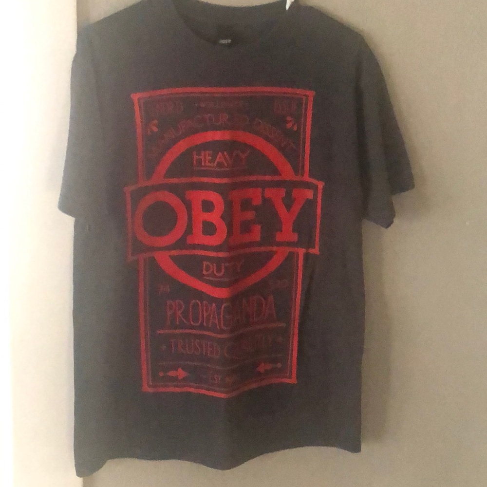 OBEY SHORT SLEEVE GREY T-SHIRT